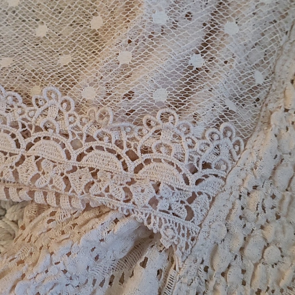 SALE  FREE PEOPLE UNIQUE CREME LACE TOP SMALL - Picture 14 of 16